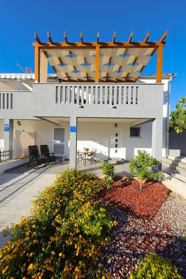 Apartament Pavle's