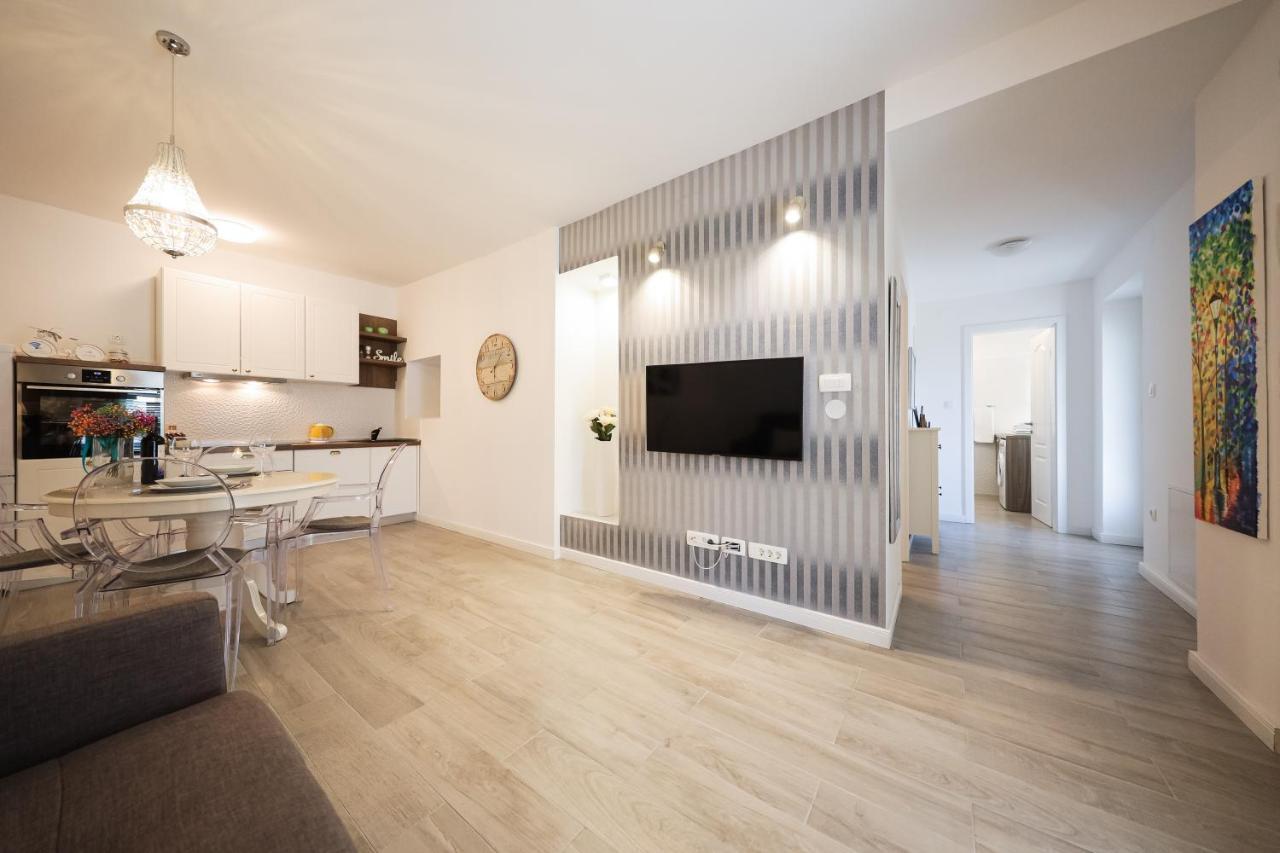 Apartament Pavle's *