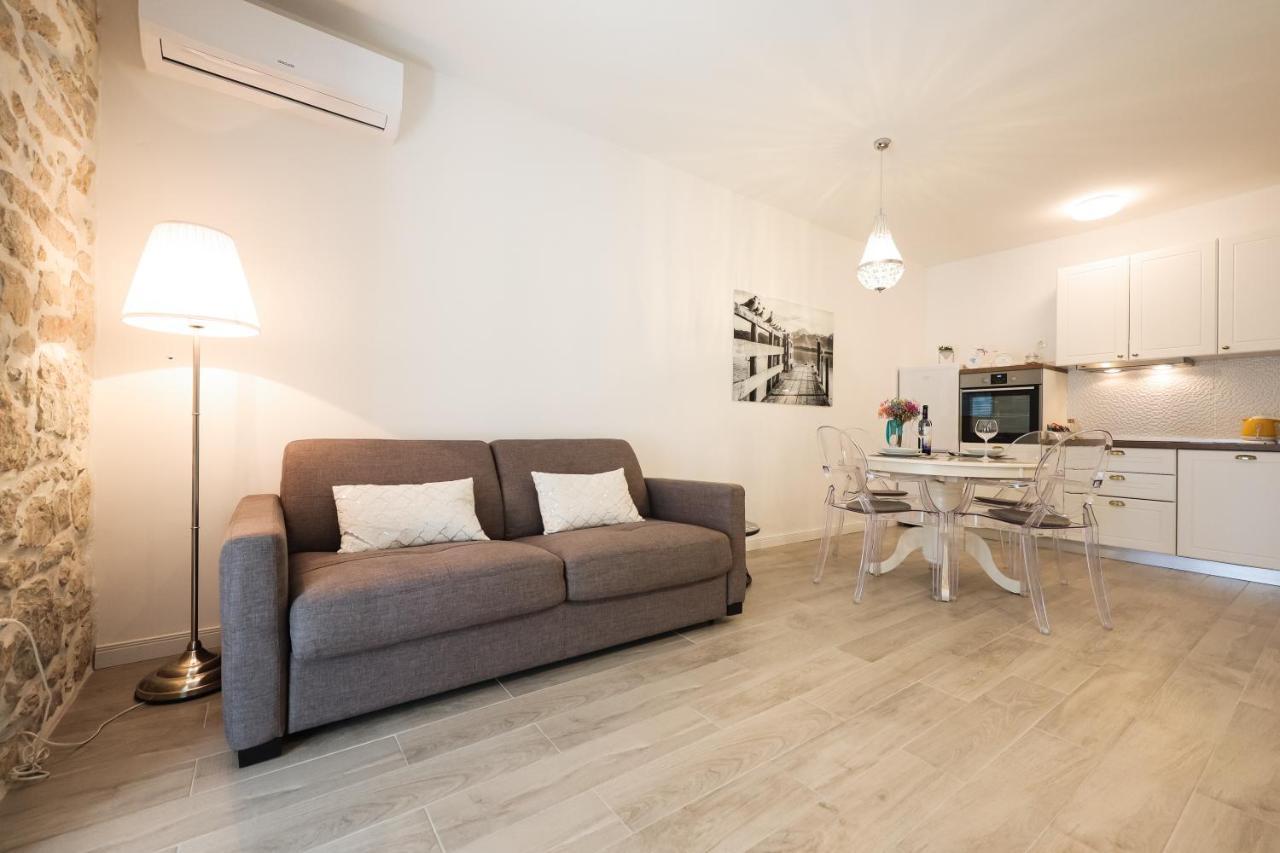 Pavle's Apartament *