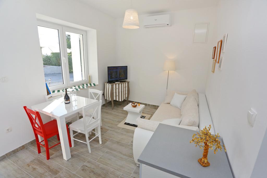 Pavle's Apartament